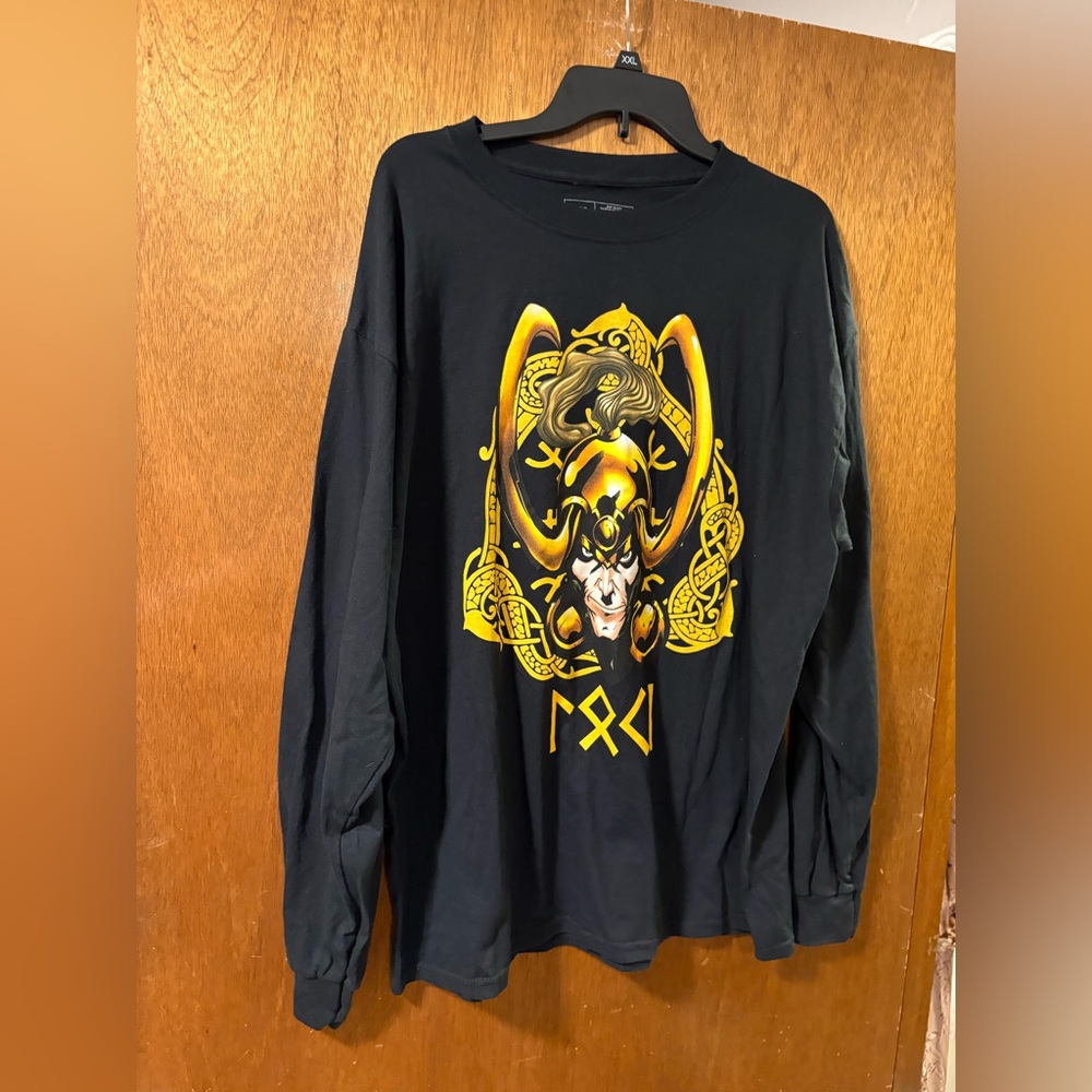 Marvel Loki Long Sleeve Shirt XL Loot Crate Exclusive Black Graphic Tee MCU